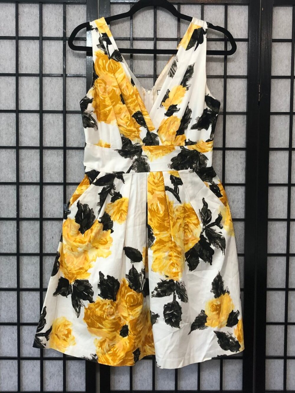 Corey P Dress 10 Floral Sleeveless V Neck Pockets Summer Casual Sundress Yellow